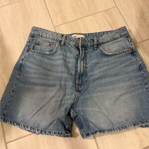 Zara Women’s Mom Shorts Size 10